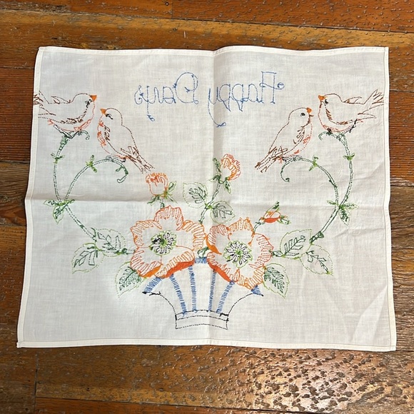 Vintage  Happy Days Cross Stitch Piece ready to frame or to make a pillow - Picture 6 of 10